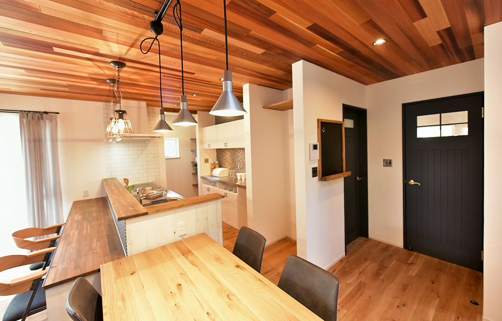 株式会社山本工務店 オンリーユーホーム I様邸 - COLORWORKS