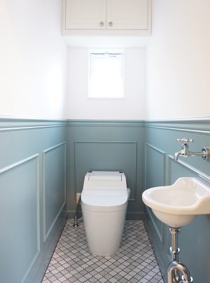 ホームデザインキャスリー様_M様邸_壁_FARROW&BALL_No.85OVALROOMBLUE