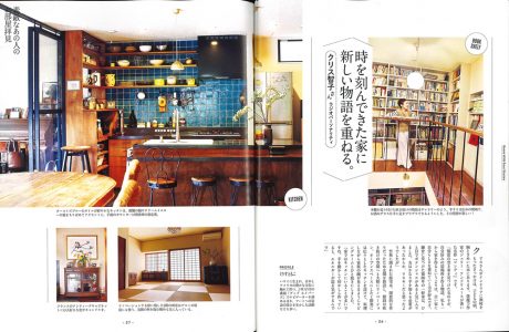 Farrow&Ballの壁紙が貼られているラジオパーソナリティのクリス智子さんのご自宅がご紹介されています。