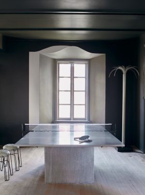 重厚感や高級感を感じさせるFarrow&Ball カリフォルニア・コレクション No.CC1 Tar