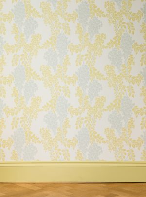 壁紙でも明るい雰囲気を作れます／FARROW&BALL 壁紙 Wisteria BP2221