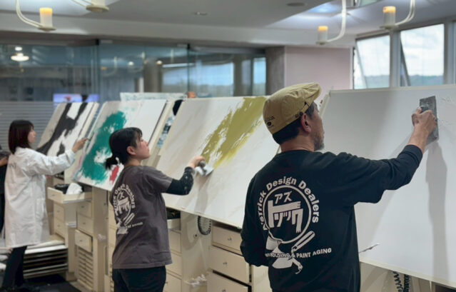 ［8/6はバルの日］意匠性の高い水性塗料VALPAINTのイタリア研修に密着！