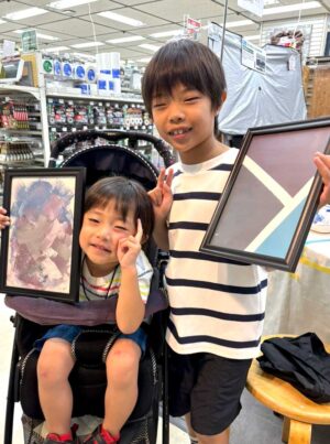 Hip miniを使ったワークショップの最後は、額に入れて記念撮影！
