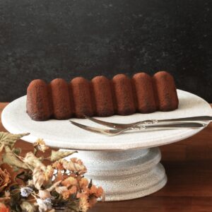 PARQUE TOKYOファクトリーのガトーショコラ・トロワゾネは、大人が少しだけ子供に戻るショコラというテーマを元に作られている贅沢な一品。