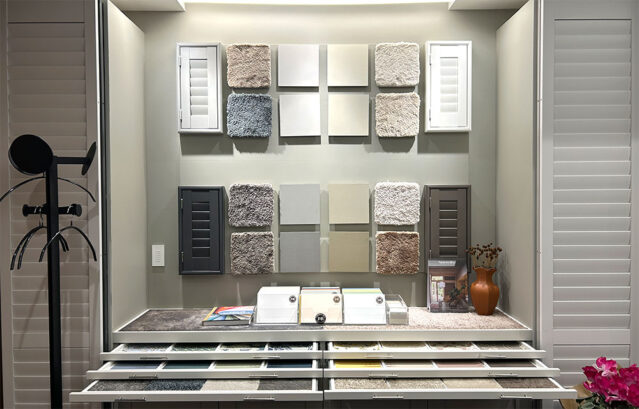 壁：No.5 Hardwick White