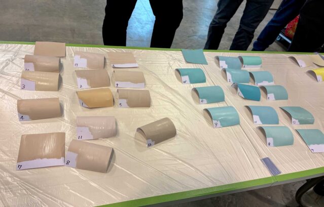 札幌開催の塗装フォーラムでは、調色大会も開かれました。それぞれ調色した色合いがこちら！